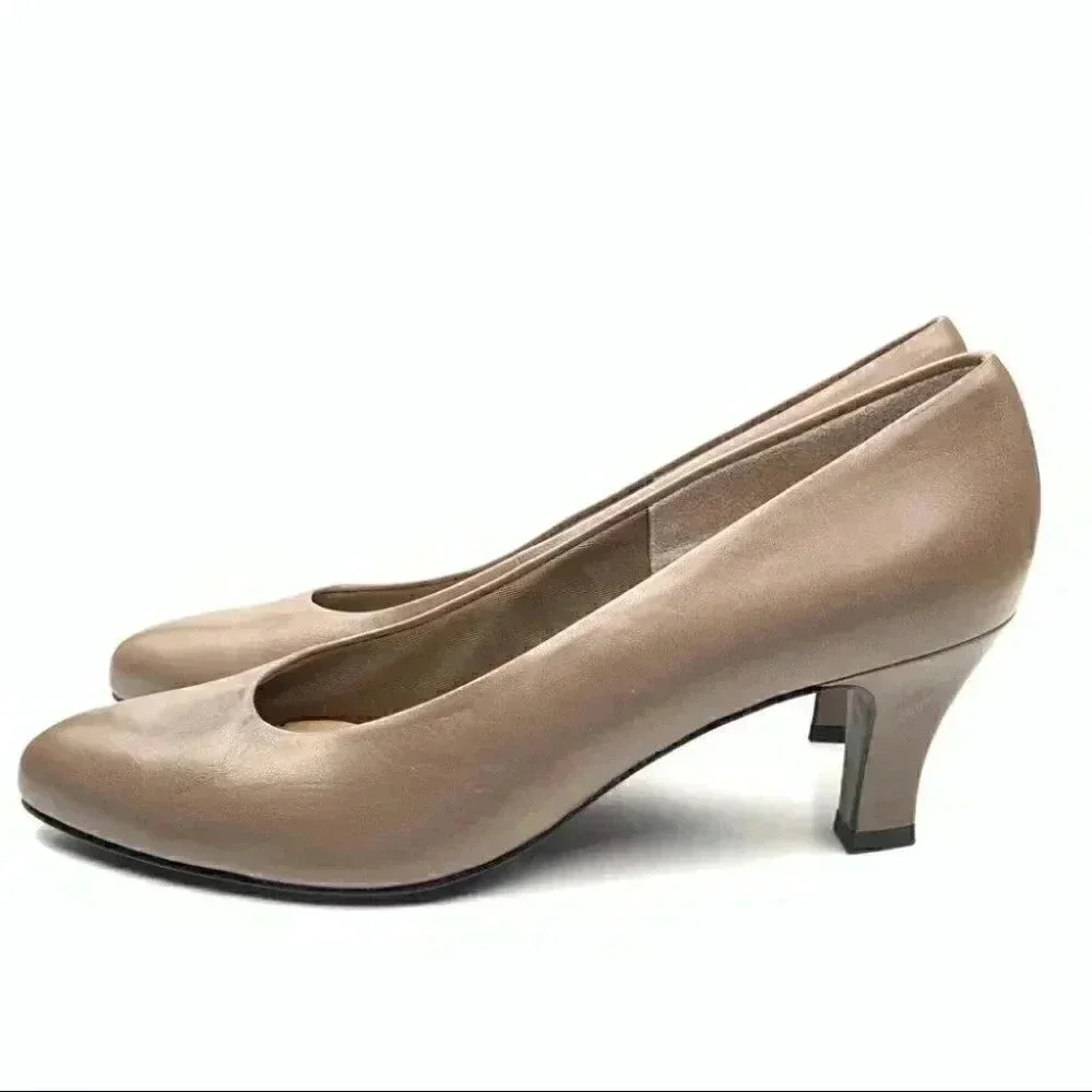 Easy spirit womens heels size 11 taupe vintage 80s career